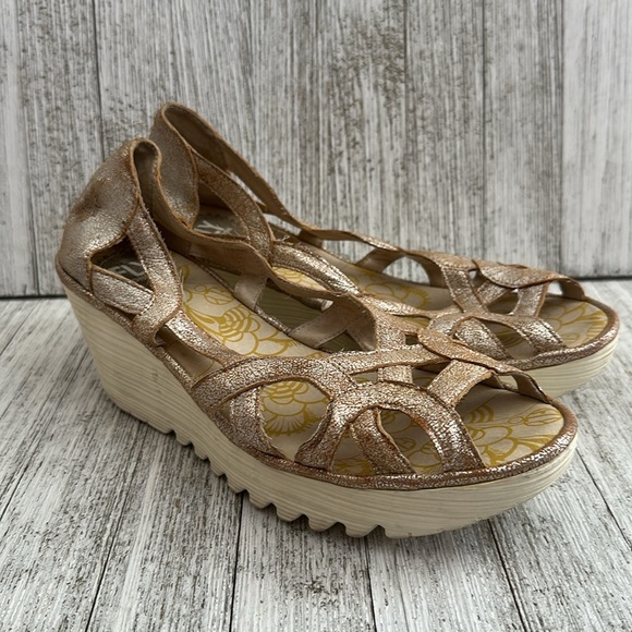 Fly London Yadify Gold Cut Out Leather
Platform Wedge Sandal - Picture 6 of 10